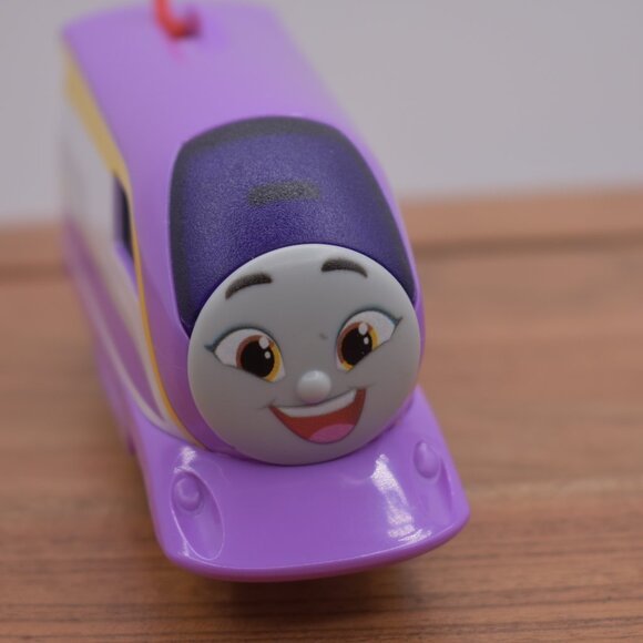 Kana Purple Battery Operated Motorized Trackmaster Thomas & Friends Railway 2021 - Picture 3 of 6